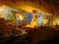 Halong-cave